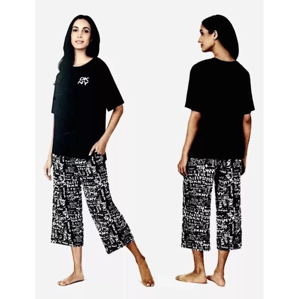 BRAND NEW DKNY Womans 2 Piece Pajama Set Short Sleeve Capri Set Black Large